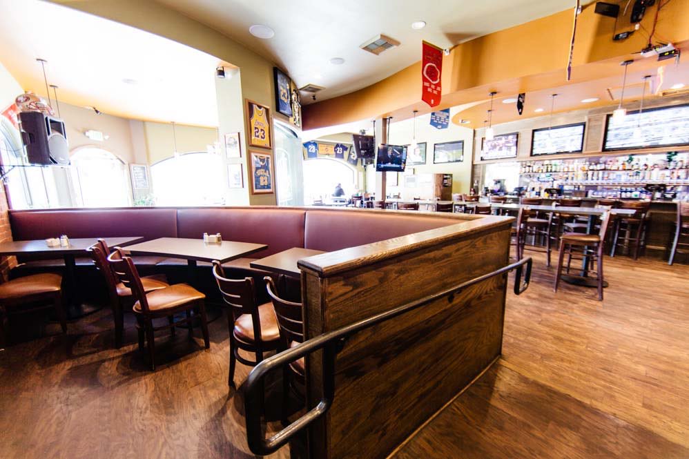JP23 BBQ Smokehouse: Booth seating