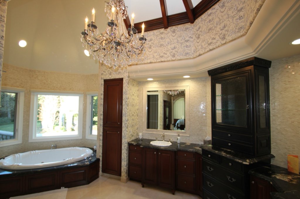 Stone chateau, photo 8 of 10