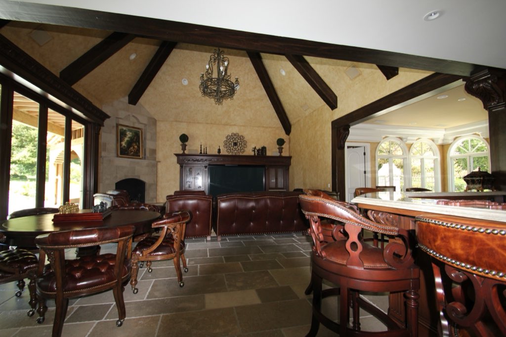 Living spaces, photo 7 of 12