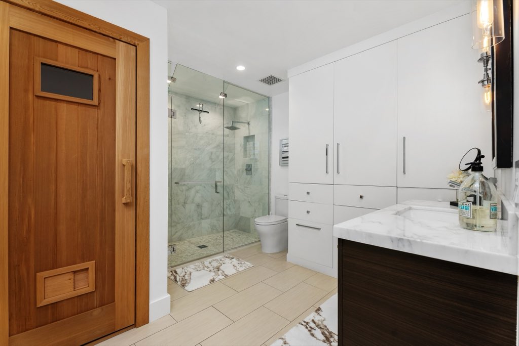 Bluff-top coastal home: Bath and sauna door