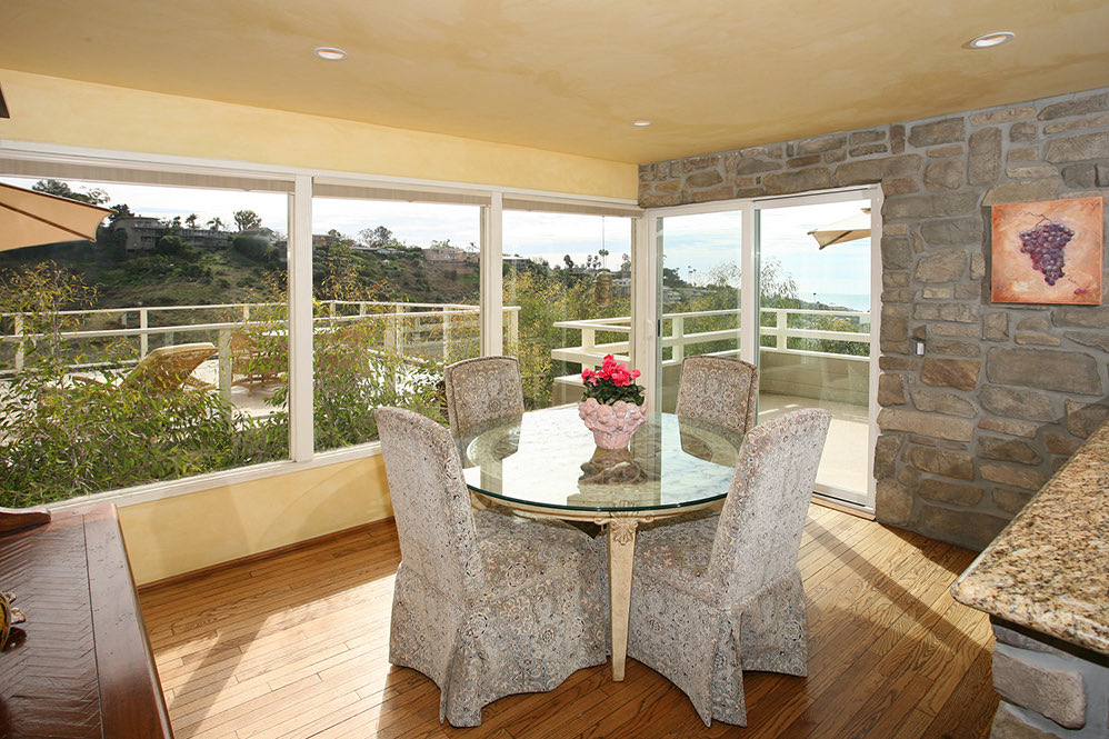 Mid-century hillside, photo 3 of 15