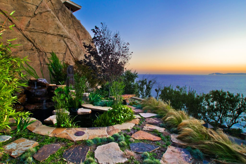Laguna Beach hillside estate, photo 36 of 39