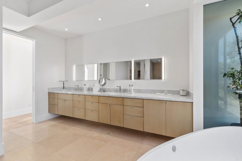 Monarch Bay modern: Double vanity