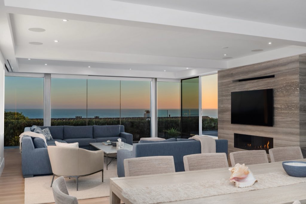 Monarch Bay modern: Living room at dusk