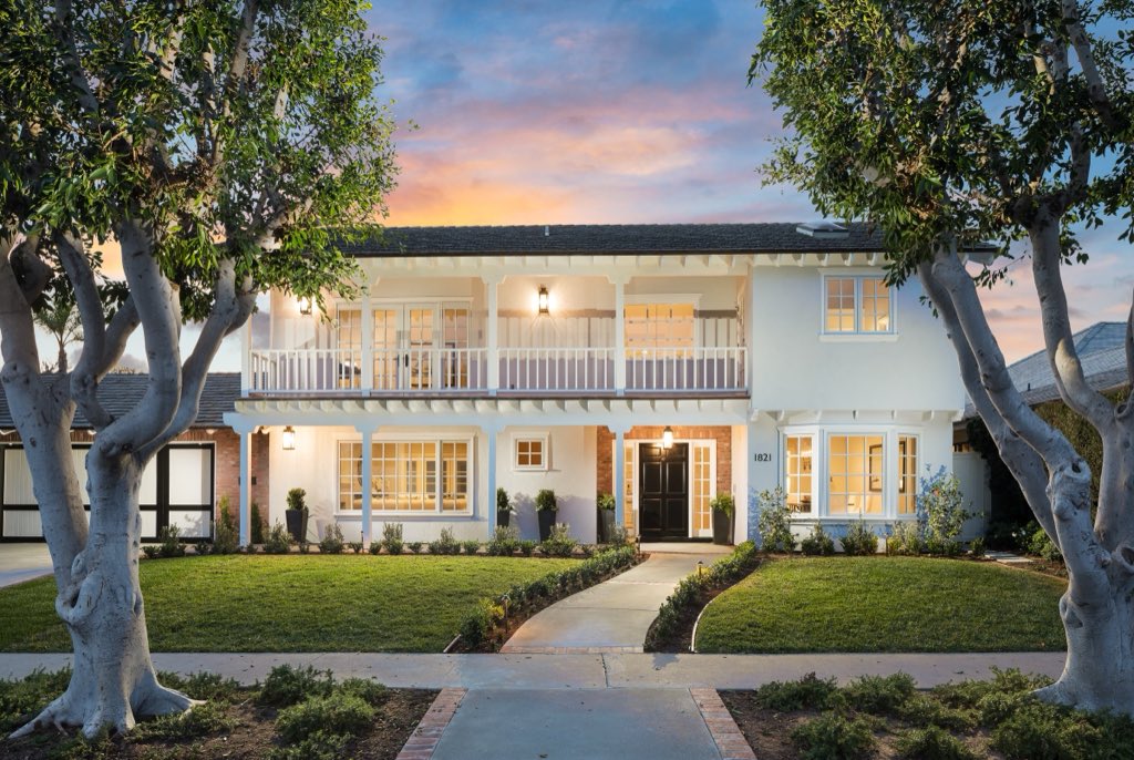 Two-story colonial, photo 14 of 19