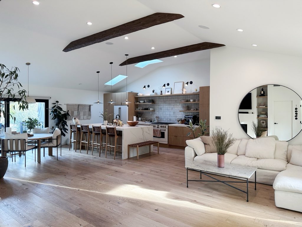 Vaulted modern, photo 5 of 7